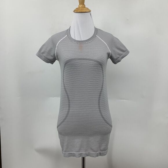 Lululemon Swiftly Tech Shirt Womens 6 White Black Striped Short Sleeve *READ - Picture 2 of 12